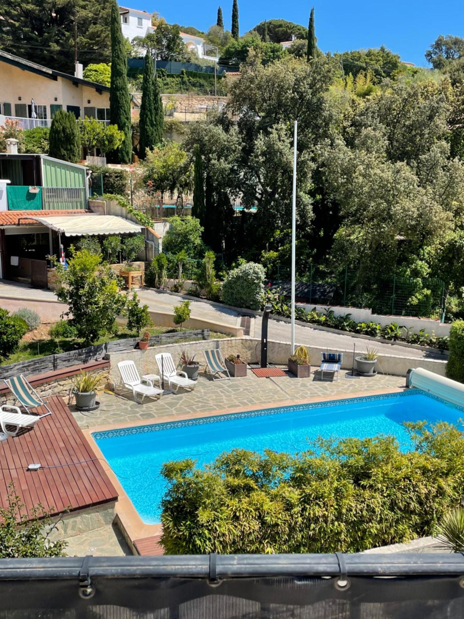 Residence Le Golfe Bleu Rayol-Canadel-sur-Mer Exterior photo