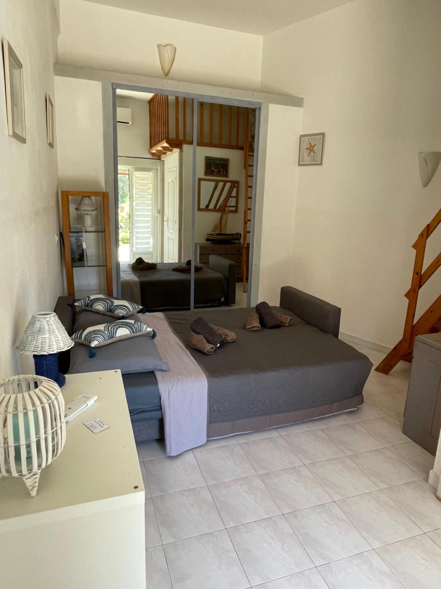 Residence Le Golfe Bleu Rayol-Canadel-sur-Mer Exterior photo
